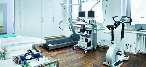 Untersuchungsraum mit Laufband